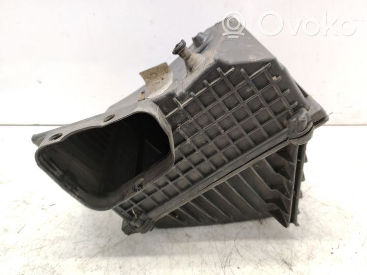 Renault Laguna II Air filter box 8200098984