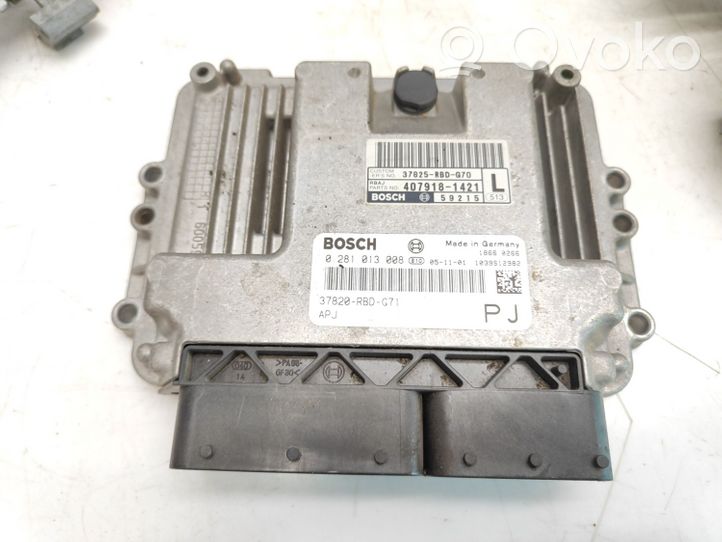 Honda Accord Komputer / Sterownik ECU i komplet kluczy 0281013008