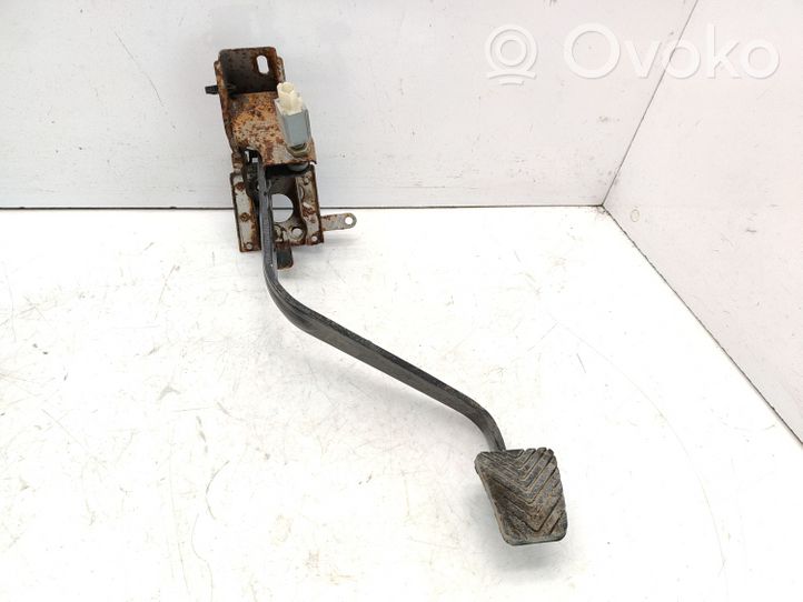 KIA Sorento Clutch pedal 