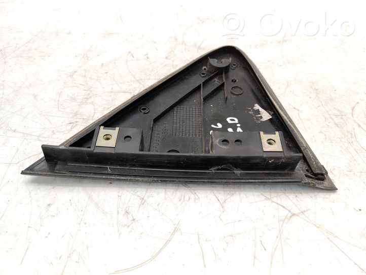 Citroen Xsara Moulures des vitres de la porte arrière 9627333977