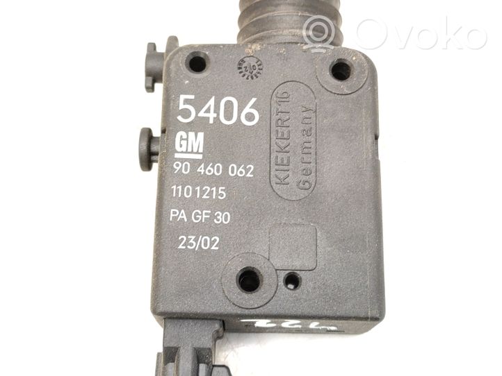 Opel Astra G Motor de la tapa sellante del depósito de combustible 90460062