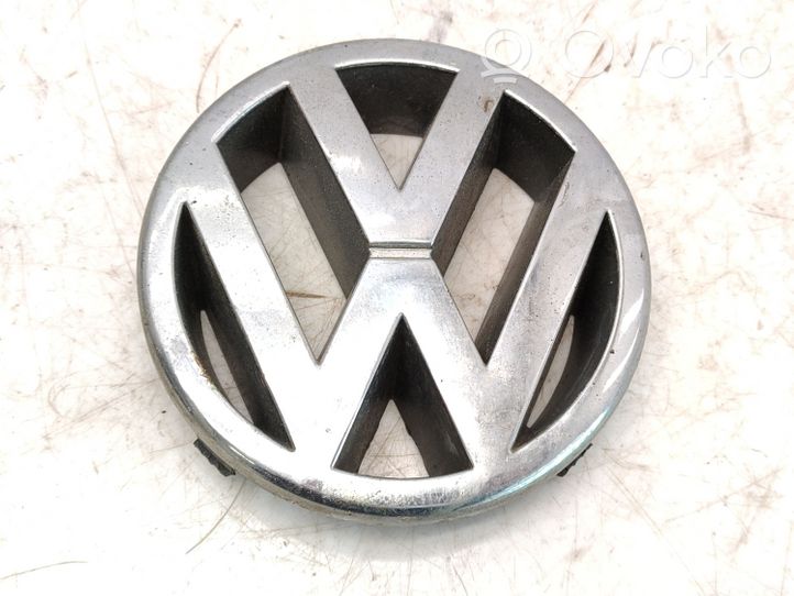 Volkswagen Transporter - Caravelle T4 Valmistajan merkki/logo/tunnus 3B0853601