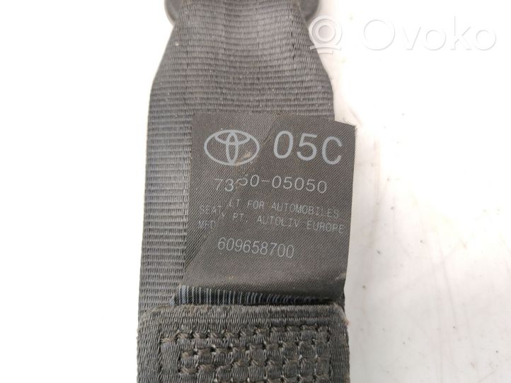 Toyota Avensis T270 Middle seatbelt (rear) 6093113000A