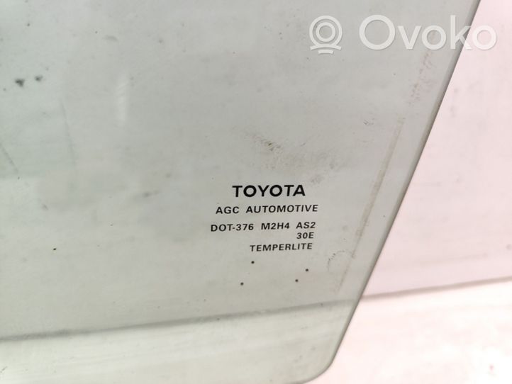 Toyota RAV 4 (XA30) Front door window glass four-door DOT376