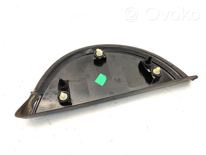 Peugeot 208 Moulure de porte arrière 9676009877G