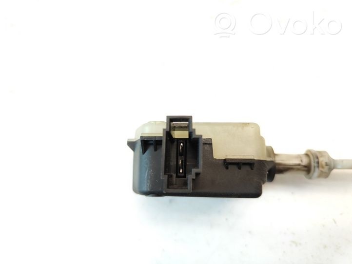 Ford Mondeo Mk III Serrure verrouillage de coffre/hayon F00P2E0429