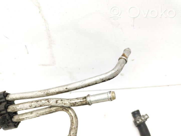 Volkswagen Caddy Fuel line pipe 