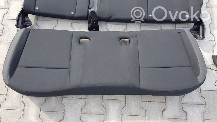 Dacia Duster II Asiento trasero 