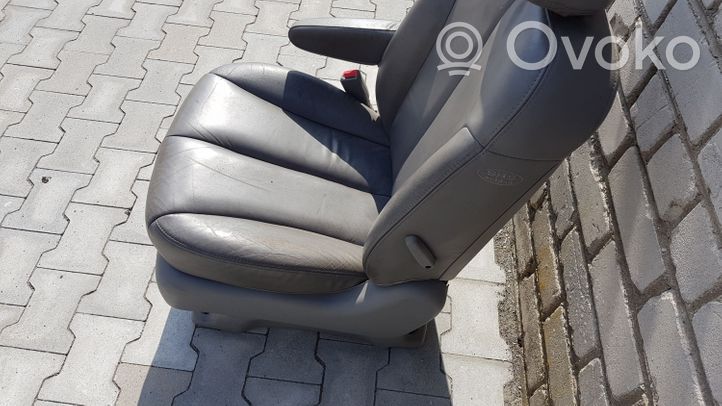 KIA Carnival Front driver seat 