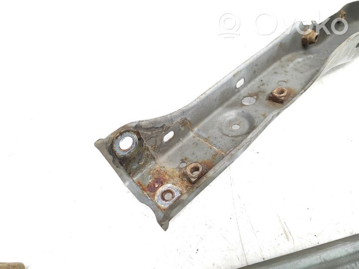 Toyota Avensis T250 Staffa del pannello di supporto del radiatore parte superiore 1C0