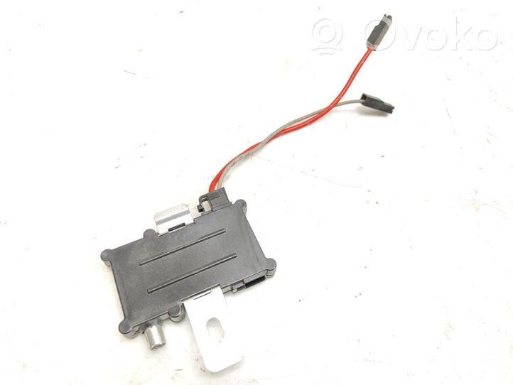 Hyundai Sonata Aerial antenna amplifier 962703K001