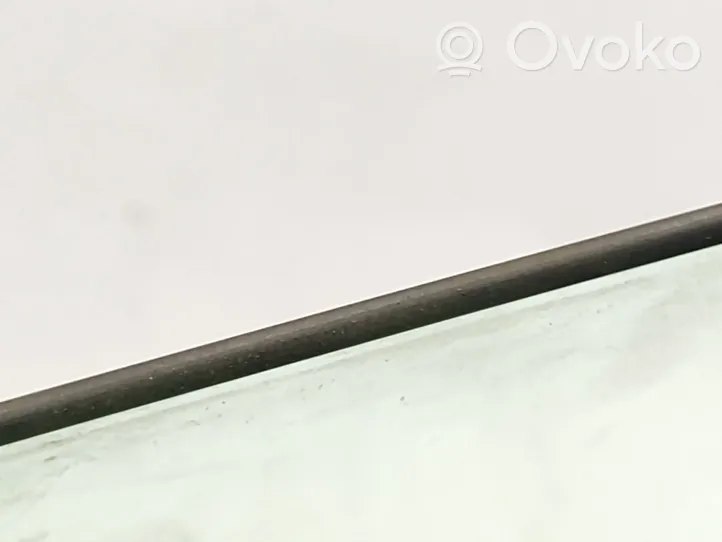 Lancia Delta Etuoven ikkunalasi, neliovinen malli 43R000588