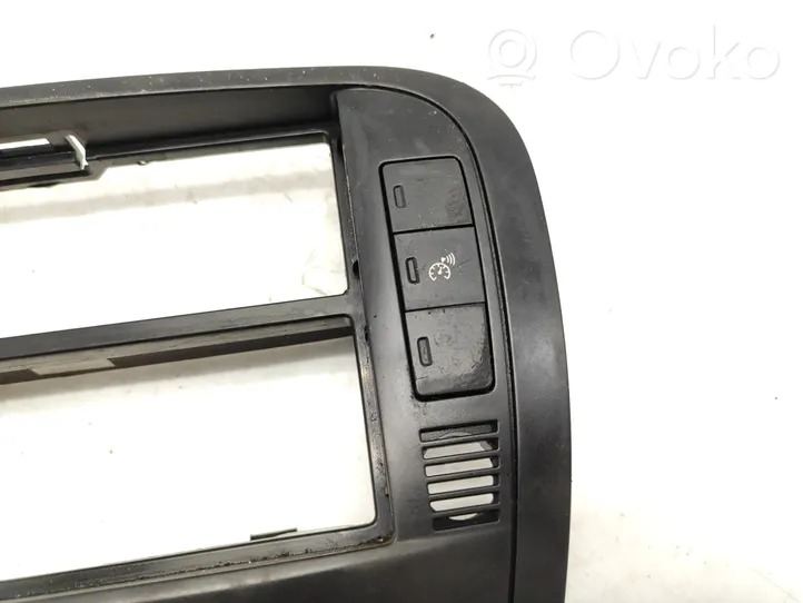 Citroen C2 Cadre, panneau d'unité radio / GPS 9653074277