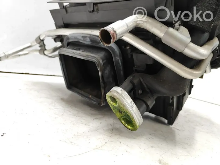 Audi A6 S6 C6 4F Salono oro mazgo komplektas 4F1819151A