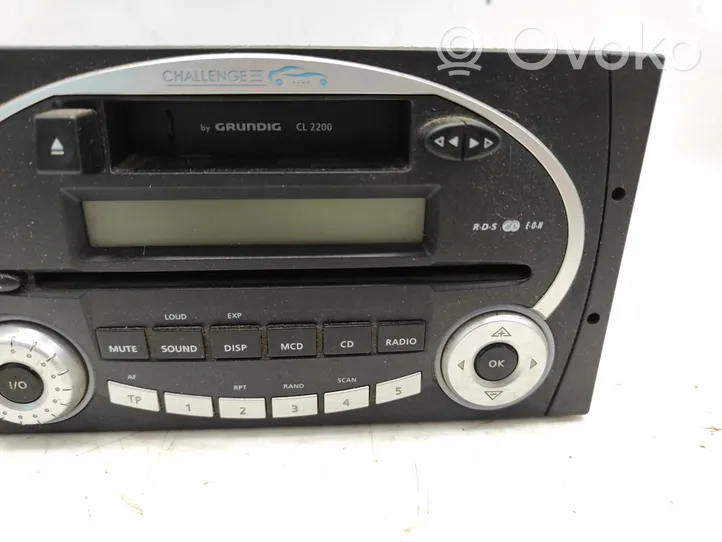 Hyundai Sonata Unità principale autoradio/CD/DVD/GPS GRUNDIGCL2200