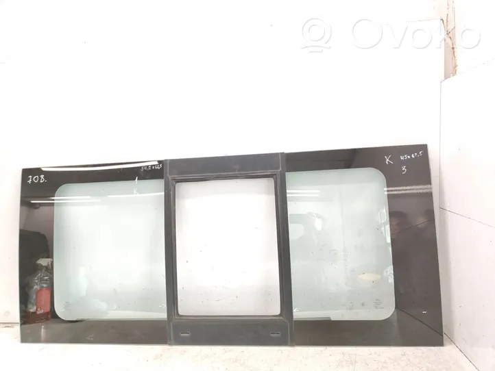 Ford Transit Sliding door window/glass 43R009657