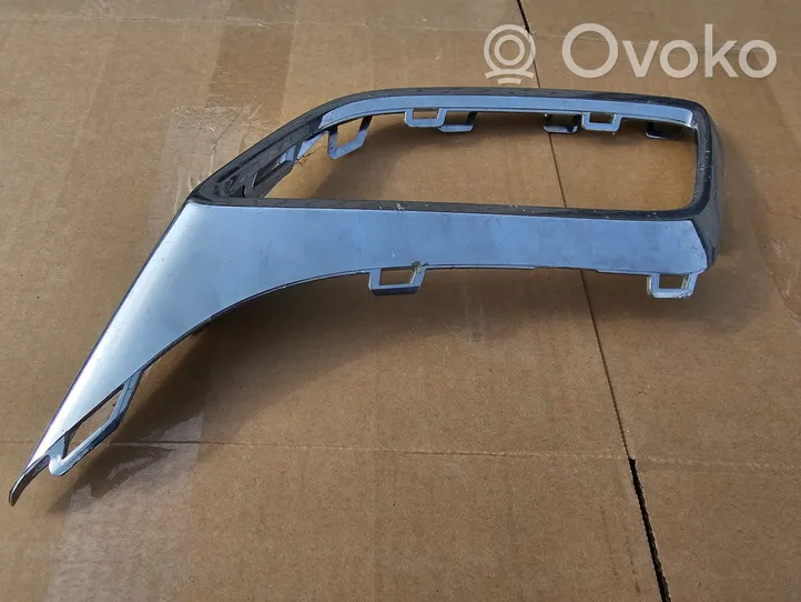 Volkswagen Tiguan Exhaust surround trim 5NN807833