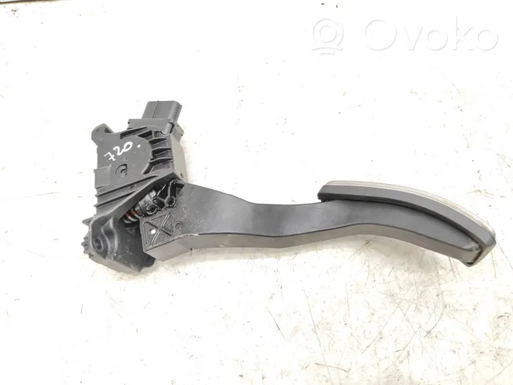 Volkswagen Golf VII Accelerator throttle pedal 5Q1723503H