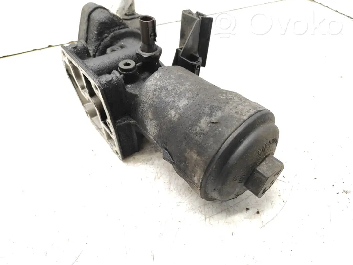 Volkswagen Caddy Supporto di montaggio del filtro dell’olio 045115389K