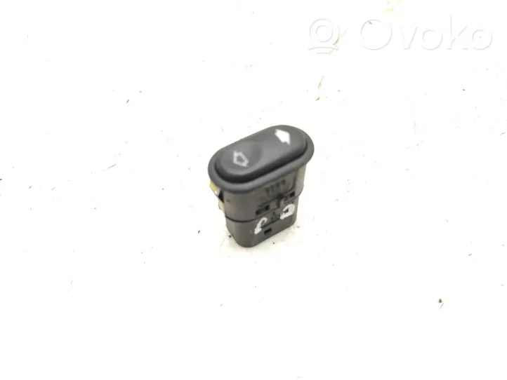 Ford Mondeo Mk III Seat control switch 93BG15B679AA