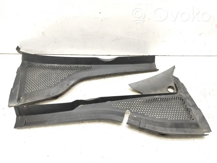 Volkswagen Golf VII Wiper trim 5G1819404A