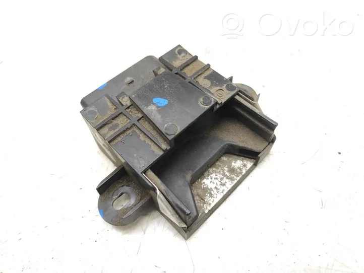 Volkswagen Golf VII Fuel pump relay 5N0201320A