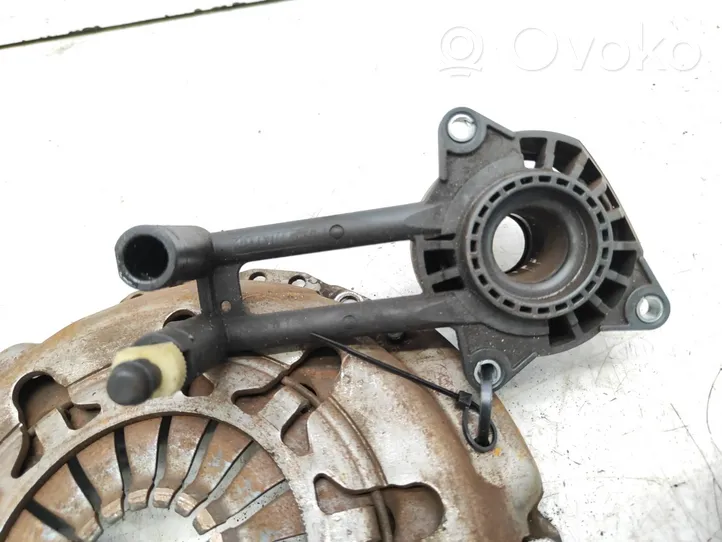 Mazda 2 Kit d'embrayage 8V217550BA