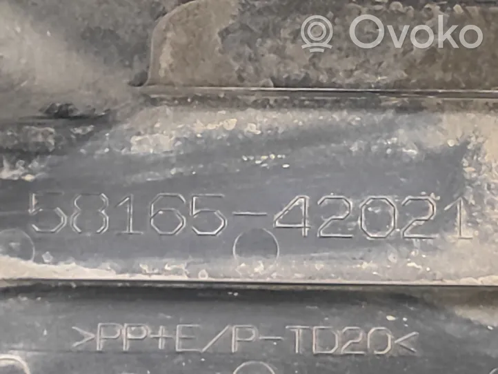 Toyota RAV 4 (XA40) Vidusdaļas apakšas aizsargs 5816542021