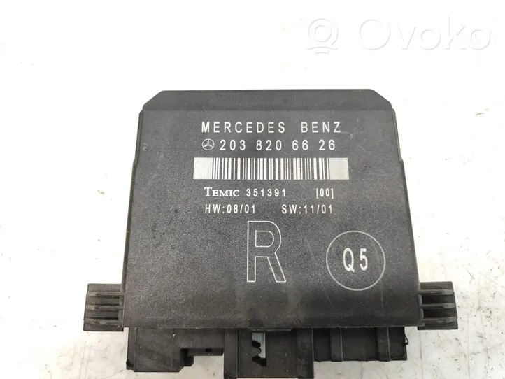 Mercedes-Benz C W203 Durų elektronikos valdymo blokas 2038206626