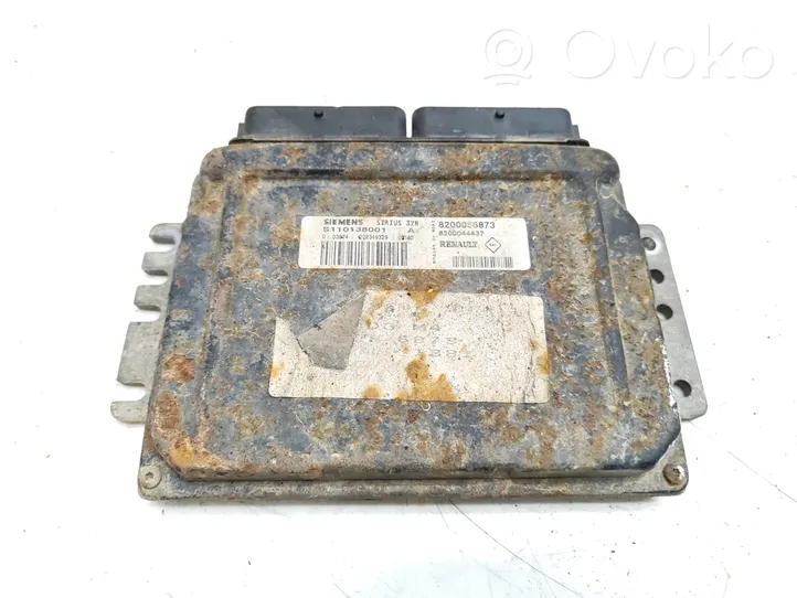 Renault Megane I Sterownik / Moduł ECU 8200056873