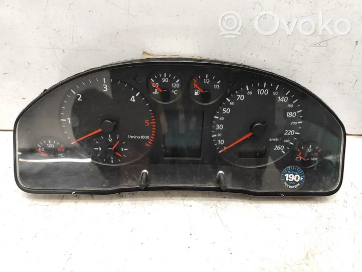 Audi A6 S6 C5 4B Tachimetro (quadro strumenti) 4B0919880