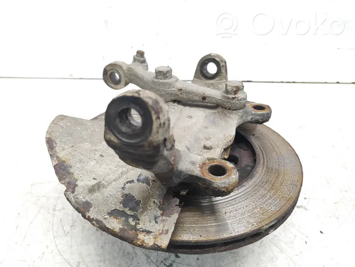 Mazda B series UF Achsschenkel vorne 