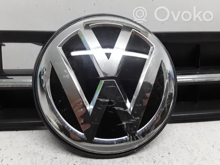 Volkswagen Polo VI AW Atrapa chłodnicy / Grill 2G0853651L