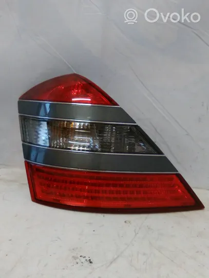 Mercedes-Benz S W221 Lampa tylna A2218200164