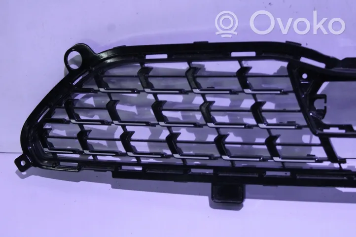 Toyota Yaris Cross Grille calandre supérieure de pare-chocs avant 531110DD00