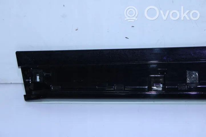 Toyota Yaris Rivestimento portiera posteriore (modanatura) 757420D210