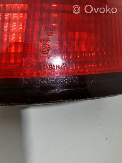 Subaru Legacy Задний фонарь в кузове 4836A