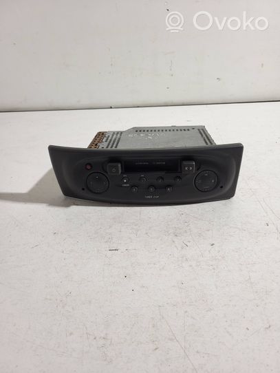 Renault Scenic I Radio/CD/DVD/GPS-pääyksikkö 7700434424