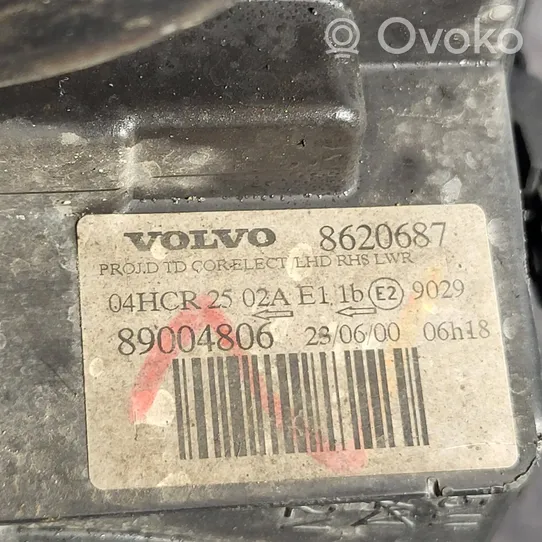Volvo V70 Etu-/Ajovalo 8620687