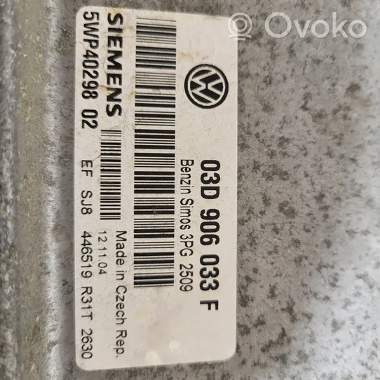 Volkswagen Polo Centralina/modulo del motore 03D906033F