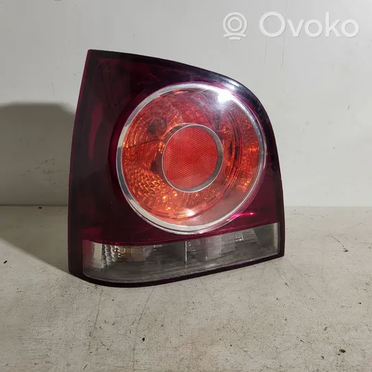 Volkswagen Polo IV 9N3 Lampa tylna 965351