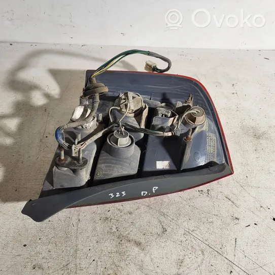 Mazda 323 Lampa tylna 12161948R