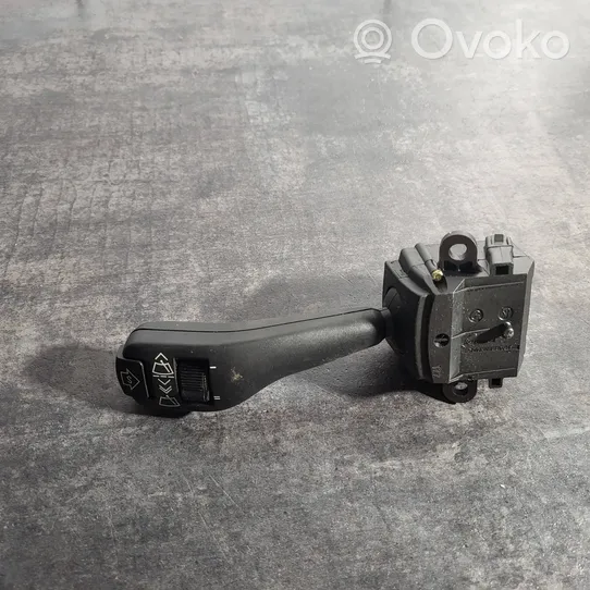 BMW 5 E39 Leva comando tergicristalli 01204030