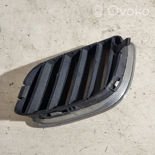 Saab 9-5 Maskownica / Grill / Atrapa górna chłodnicy 5142831