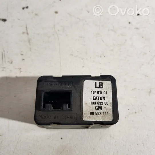 Opel Zafira A Sunroof switch 90582111