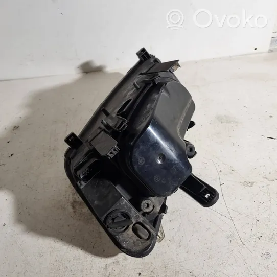 Ford C-MAX I Lampa przednia 270606