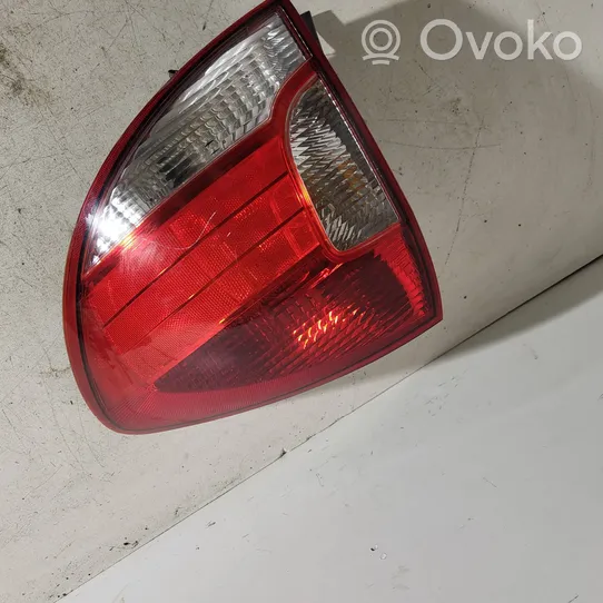 KIA Rio Lampa tylna 