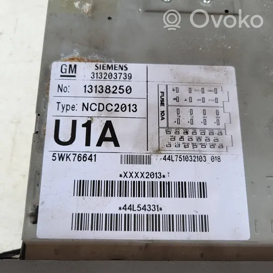 Opel Signum Radio / CD/DVD atskaņotājs / navigācija 13138250