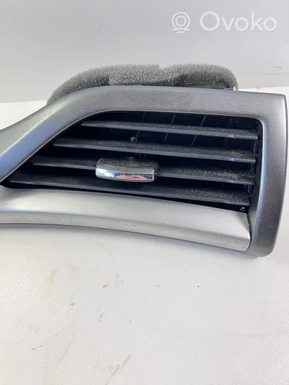 Ford Fusion II Moldura protectora de la rejilla de ventilación lateral del panel DS73F04338B