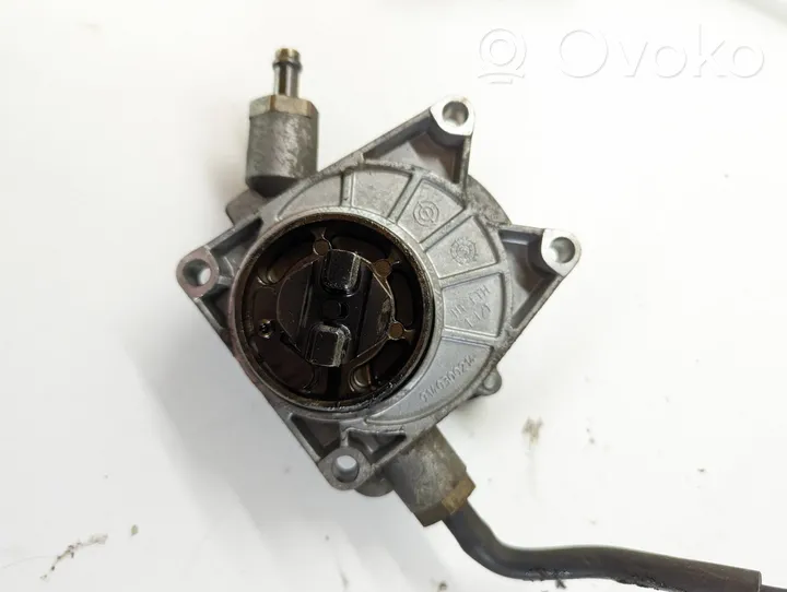 Opel Antara Pompe à vide 96440320